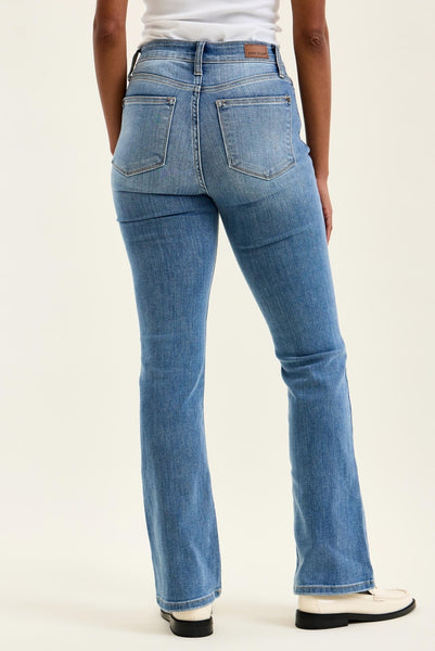 Judy Blue Core HW Classic Contrast Wash Bootcut Jeans