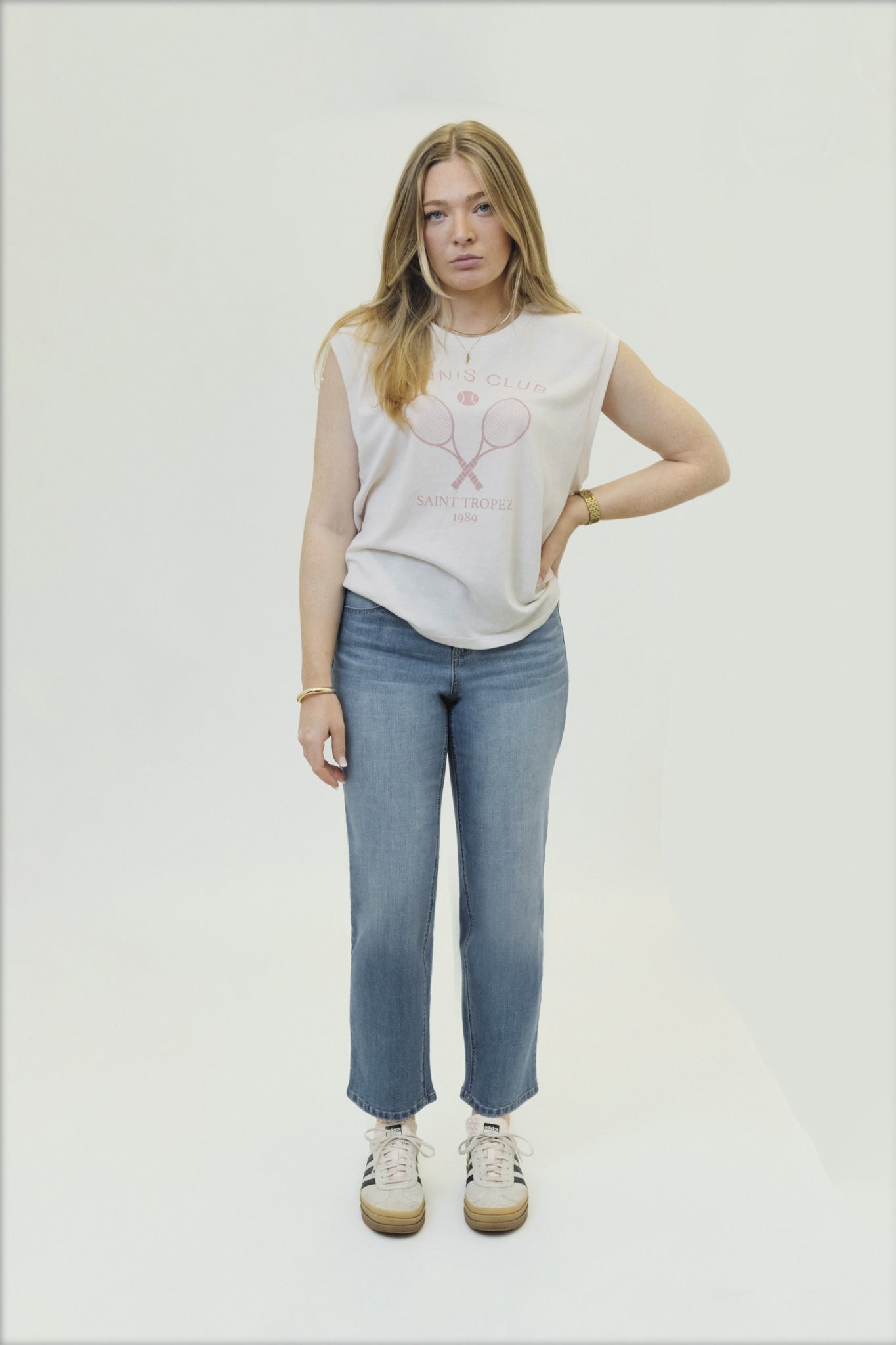 1822 Ankle Straight Jean w/Heart Pocket