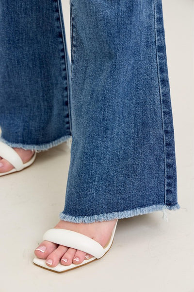 Judy Blue MR Vintage Wash Flare With Destroy And Fray Hem Jean