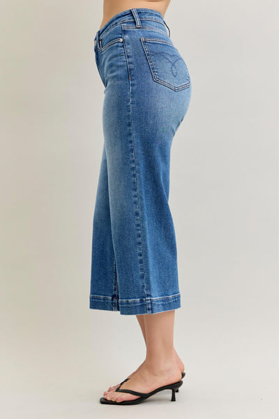 Judy Blue MR Wide Crop Vintage Pkts & Wide Hem
