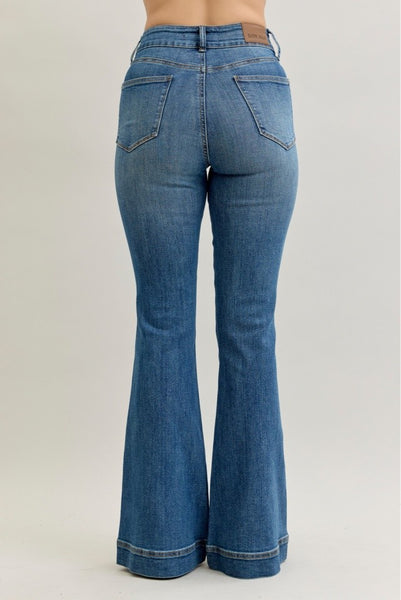 Judy Blue PETITE HW Tummy Control Double Button Flare Jean