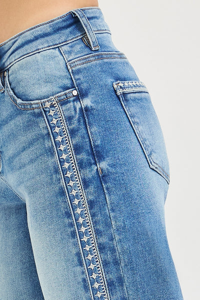 Risen HR Embroided Barrel Jean