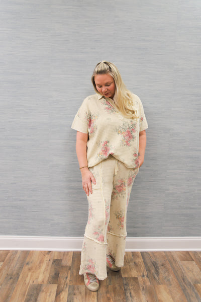 Spring Flowers Bring Happiness Pant