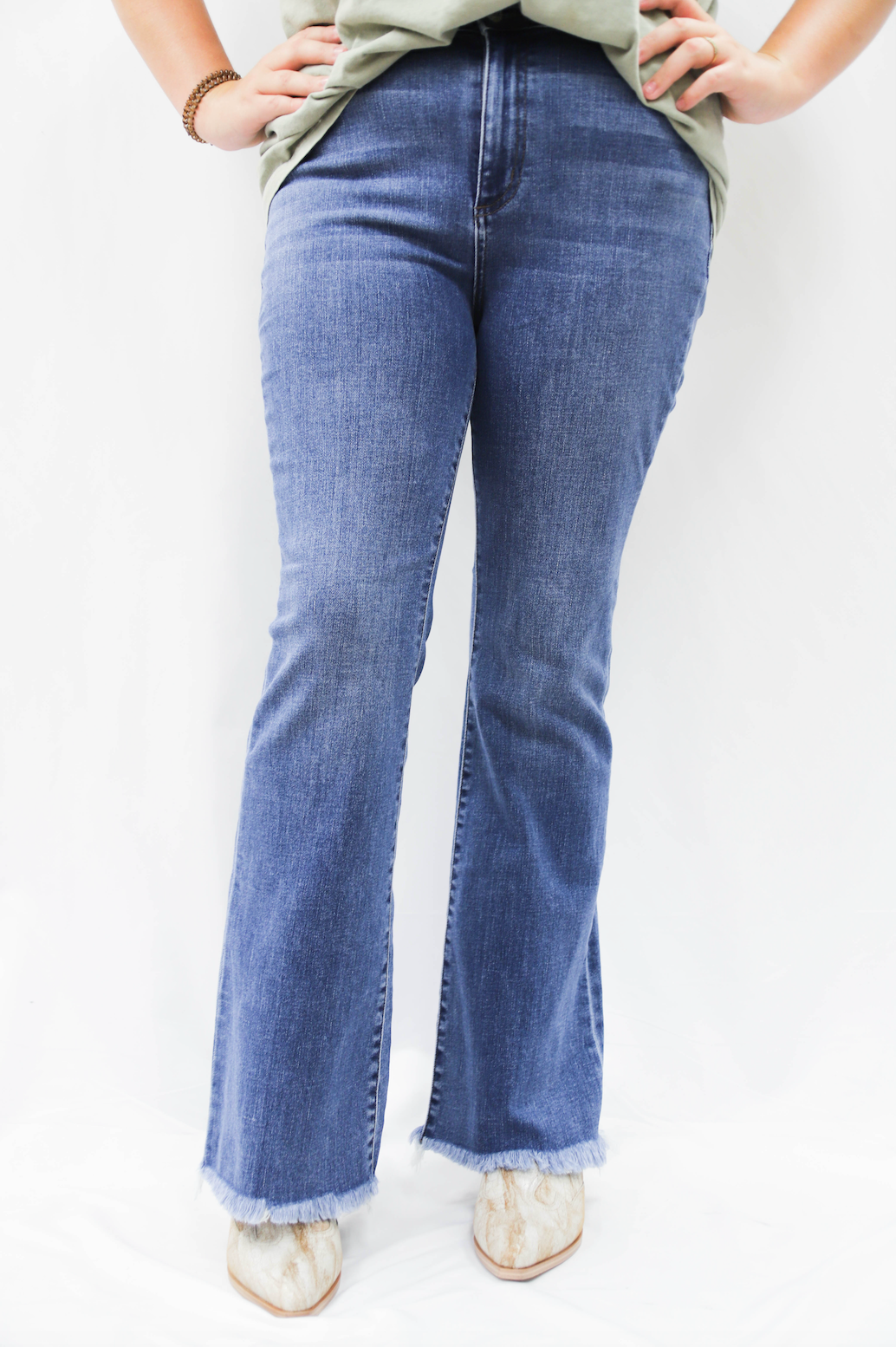 Judy Blue HW Bootcut Double Button, Frey Hem Jean