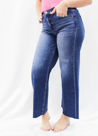Risen TC EB Mid Rise Crop Wide Jean