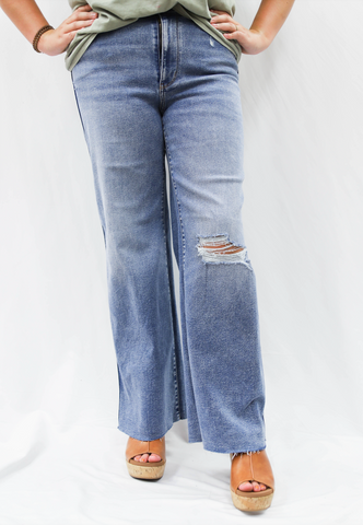 Judy Blue Vintage Wash Wide Leg with Destroy