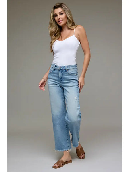 Hidden Medium Light MR Cropped Classic Straight Jean
