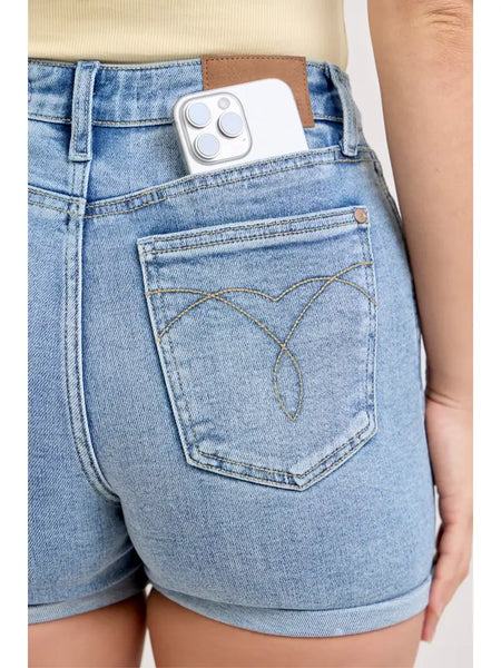 Judy Blue HW Slim Short W/Cell Phone Back Pocket